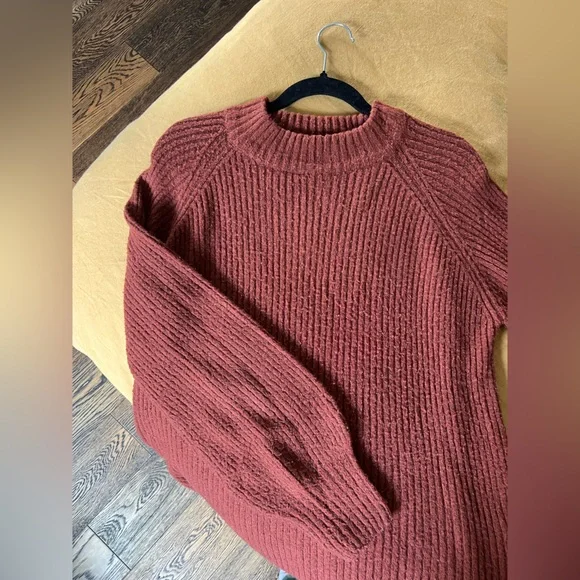 Cozy Rust Sweater - Picture 6 of 7
